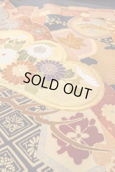 Photo13: O0509Z Vintage Japanese kimono   Black TOMESODE formal for women / Silk. Peony,   (Grade B) (13)