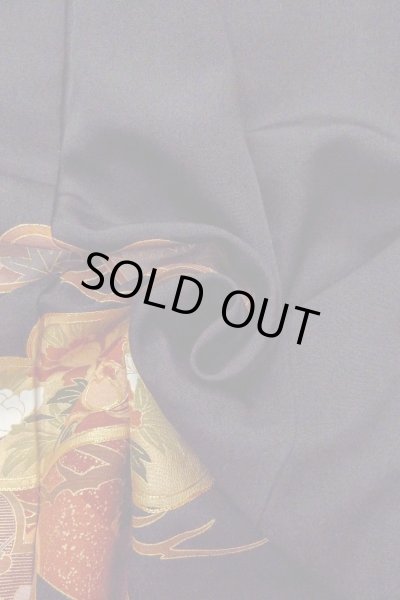 Photo17: O0509Z Vintage Japanese kimono   Black TOMESODE formal for women / Silk. Peony,   (Grade B) (17)