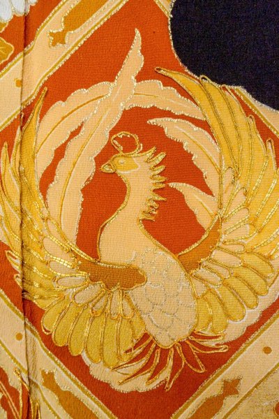 Photo7: O0510C Vintage Japanese kimono   Black TOMESODE formal for women / Silk. Chrysanthemum,   (Grade B) (7)