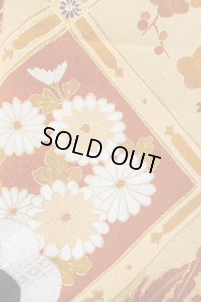 Photo10: O0510C Vintage Japanese kimono   Black TOMESODE formal for women / Silk. Chrysanthemum,   (Grade B) (10)