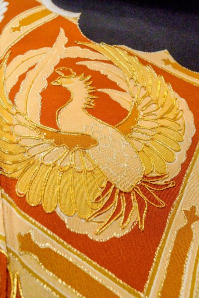 Photo11: O0510C Vintage Japanese kimono   Black TOMESODE formal for women / Silk. Chrysanthemum,   (Grade B) (11)