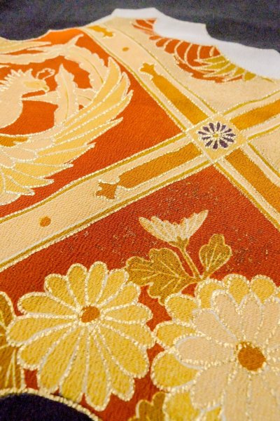 Photo14: O0510C Vintage Japanese kimono   Black TOMESODE formal for women / Silk. Chrysanthemum,   (Grade B) (14)