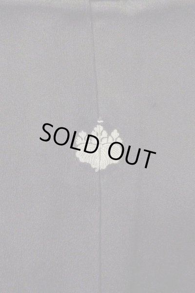 Photo4: O0510D Vintage Japanese kimono   Black TOMESODE formal for women / Silk. Chrysanthemum, There are stains all over.  (Grade D) (4)