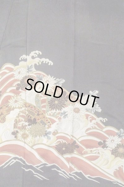 Photo5: O0510D Vintage Japanese kimono   Black TOMESODE formal for women / Silk. Chrysanthemum, There are stains all over.  (Grade D) (5)