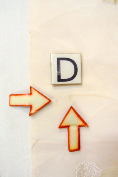 Photo17: O0606D Vintage Japanese Kimono  Pale Off White  NAGOYA OBI sash Peony Linen. (Grade C) (17)