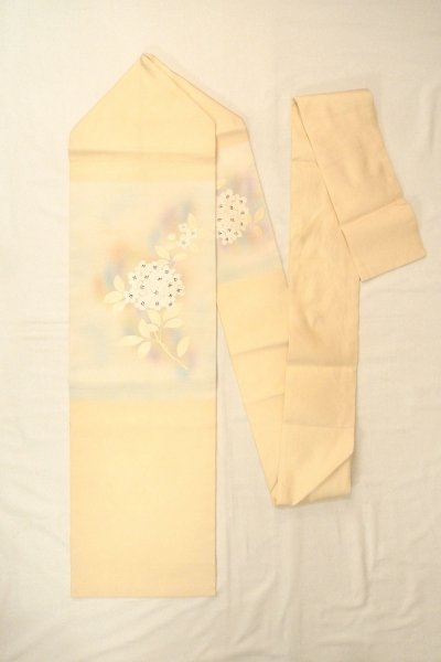 Photo1: O0607A Vintage Japanese Kimono   Ivory  NAGOYA OBI sash Flower Silk. (Grade B) (1)