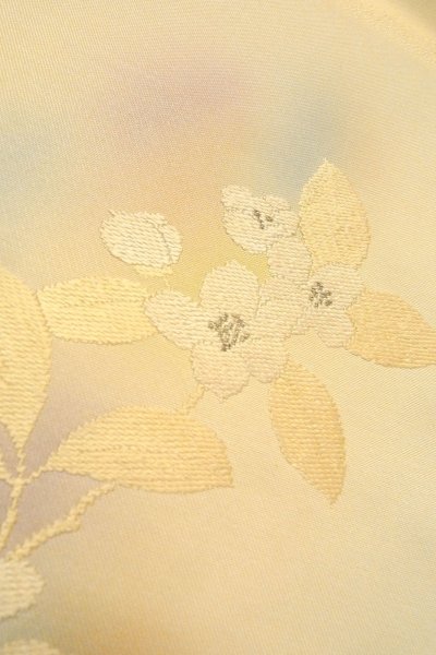 Photo8: O0607A Vintage Japanese Kimono   Ivory  NAGOYA OBI sash Flower Silk. (Grade B) (8)