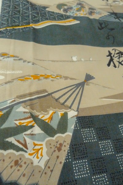 Photo8: O0624B Vintage Japanese kimono   Off White Men's Juban for men / Cotton. Landscape, Sleeves: silk, attached callor: synthetic  (Grade C) (8)