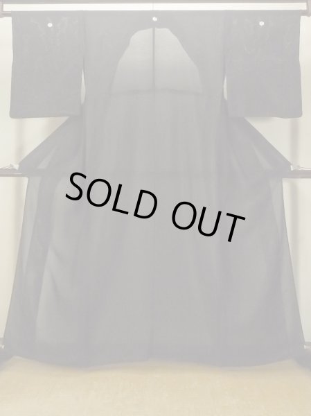 Photo1: Mint O0624C Vintage Japanese kimono   Black MONTSUKI crests for women / Silk.    (Grade A) (1)