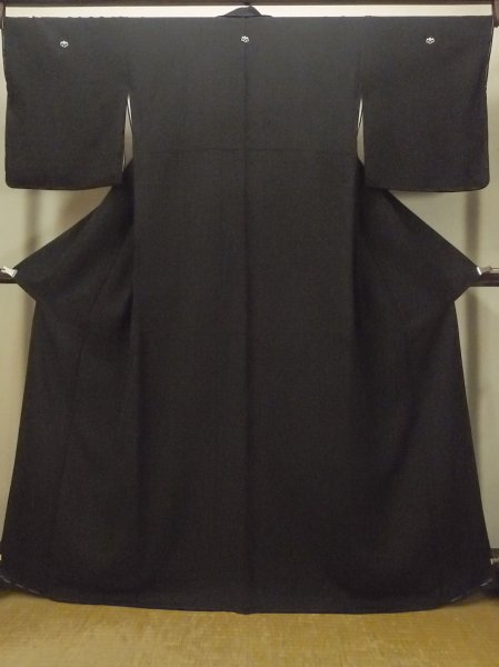 Photo1: Mint O0624D Vintage Japanese kimono   Black MONTSUKI crests for women / Synthetic.    (Grade A) (1)