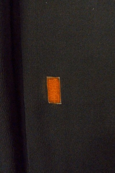 Photo6: O0624E Vintage Japanese kimono   Black TOMESODE formal for women / Silk. Cloud, Discolored all over.  (Grade C) (6)
