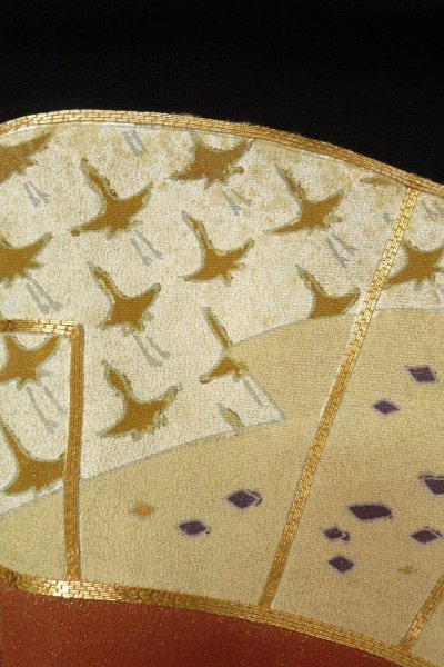 Photo7: O0624F Vintage Japanese kimono   Black TOMESODE formal for women / Silk. Chrysanthemum,   (Grade C) (7)