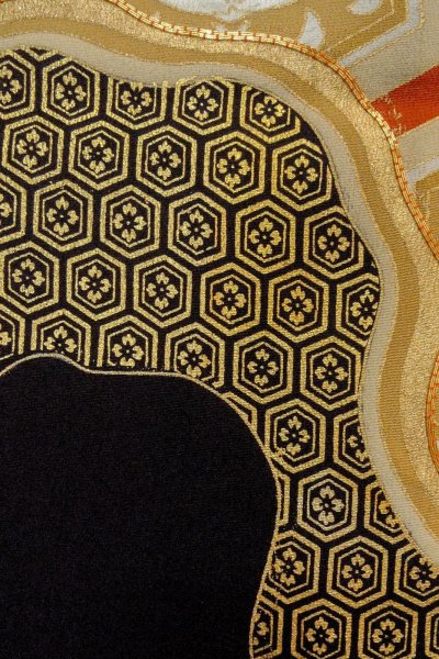 Photo10: O0624G Vintage Japanese kimono   Black TOMESODE formal for women / Silk. Chinese flower,   (Grade D) (10)