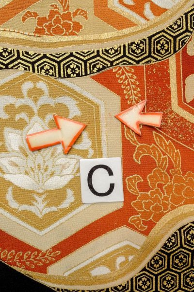 Photo20: O0624G Vintage Japanese kimono   Black TOMESODE formal for women / Silk. Chinese flower,   (Grade D) (20)