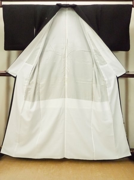 Photo3: O0624H Vintage Japanese kimono   Black TOMESODE formal for women / Synthetic. Flower,   (Grade D) (3)