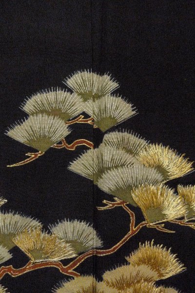 Photo7: O0624H Vintage Japanese kimono   Black TOMESODE formal for women / Synthetic. Flower,   (Grade D) (7)