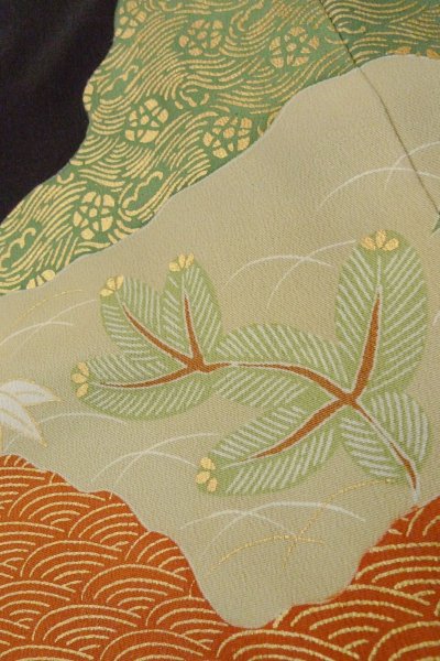 Photo14: O0624I Vintage Japanese kimono   Black TOMESODE formal for women / Silk. UME plum bloom,   (Grade B) (14)