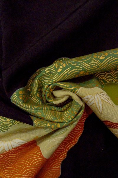 Photo16: O0624I Vintage Japanese kimono   Black TOMESODE formal for women / Silk. UME plum bloom,   (Grade B) (16)