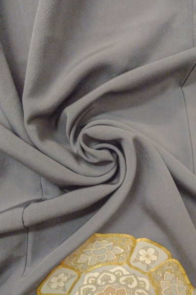 Photo18: O0624J Vintage Japanese kimono  Bluish Gray TOMESODE formal for women / Silk. Chinese flower,   (Grade B) (18)