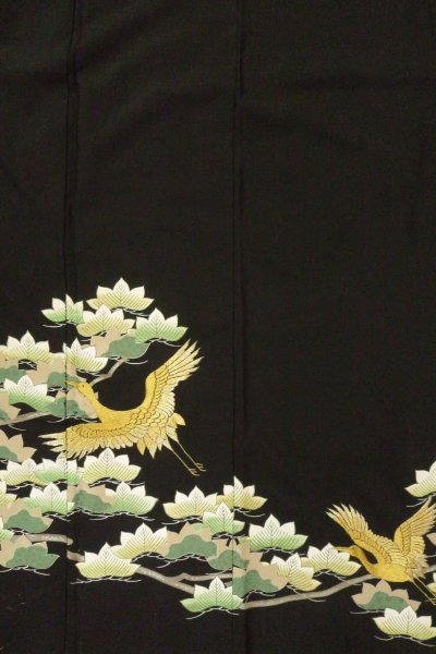 Photo5: O0624K Vintage Japanese kimono   Black TOMESODE formal for women / Synthetic. Leaf,   (Grade D) (5)
