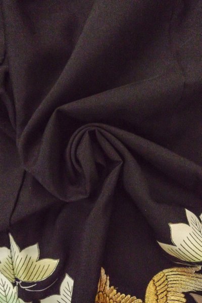 Photo15: O0624K Vintage Japanese kimono   Black TOMESODE formal for women / Synthetic. Leaf,   (Grade D) (15)