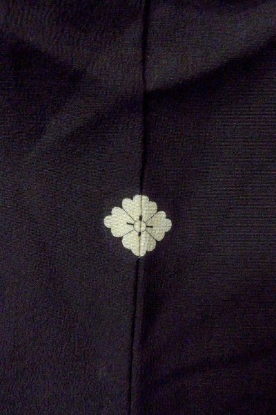 Photo4: O0624L Vintage Japanese kimono   Black TOMESODE formal for women / Silk. Flower,   (Grade B) (4)