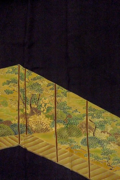 Photo5: O0624L Vintage Japanese kimono   Black TOMESODE formal for women / Silk. Flower,   (Grade B) (5)