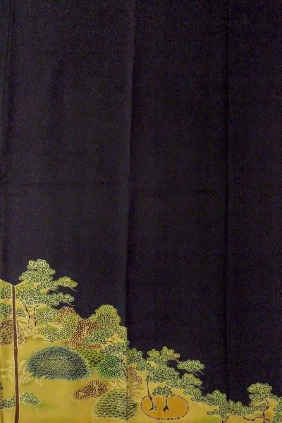 Photo6: O0624L Vintage Japanese kimono   Black TOMESODE formal for women / Silk. Flower,   (Grade B) (6)