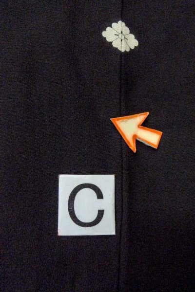 Photo18: O0624L Vintage Japanese kimono   Black TOMESODE formal for women / Silk. Flower,   (Grade B) (18)