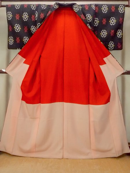 Photo2: O0624N Antique Japanese kimono   Black ORI woven for women / Silk. Geometrical pattern,   (Grade B) (2)