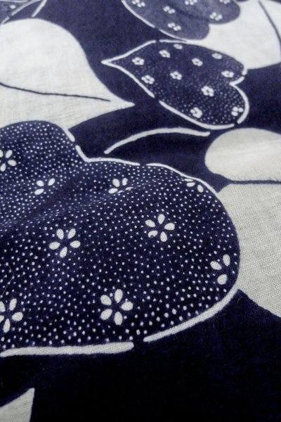 Photo10: O0624O Vintage Japanese kimono   Indigo Blue YUKATA summer(made in Japan) for women / Cotton/hemp Flower,   (Grade C) (10)