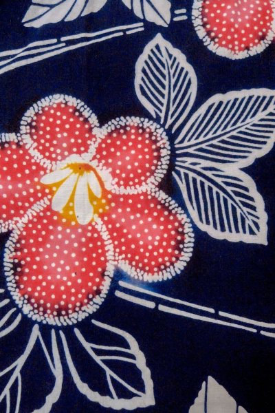 Photo7: O0624Q Vintage Japanese kimono    Indigo Blue  Pour Dyed Yukata for women /  Cotton.  Flower,   (Grade D) (7)