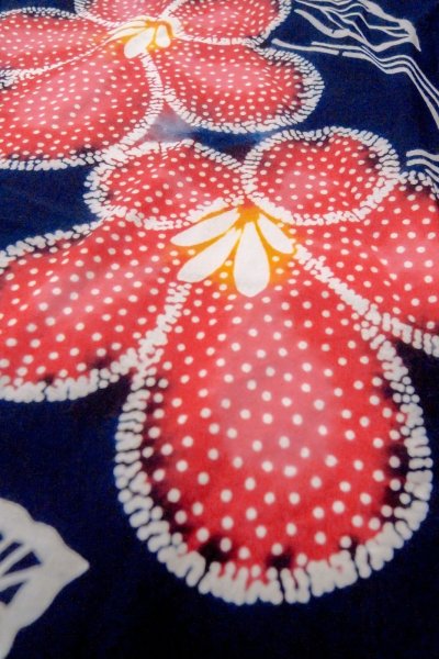 Photo8: O0624Q Vintage Japanese kimono    Indigo Blue  Pour Dyed Yukata for women /  Cotton.  Flower,   (Grade D) (8)