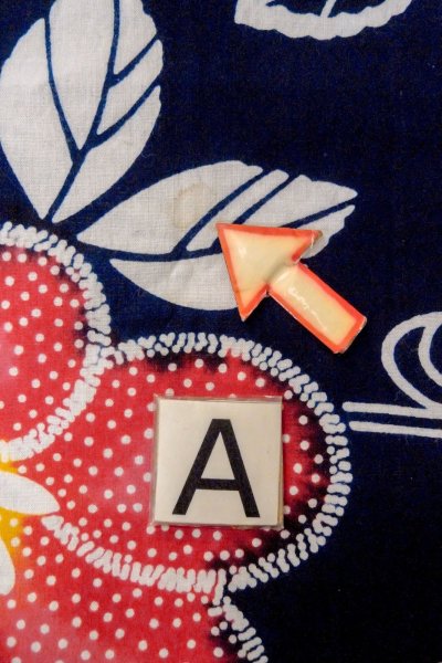 Photo14: O0624Q Vintage Japanese kimono    Indigo Blue  Pour Dyed Yukata for women /  Cotton.  Flower,   (Grade D) (14)