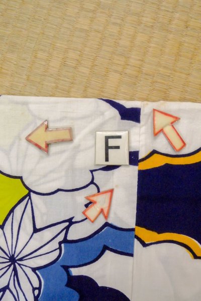 Photo19: O0624S Vintage Japanese kimono    Indigo Blue  YUKATA summer(made in Japan) for women /  Cotton.  MOMIJI maple leaf,   (Grade C) (19)