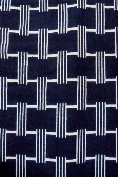 Photo5: O0624T Vintage Japanese kimono    Indigo Blue  YUKATA summer(made in Japan) for women /  Cotton.  Line,   (Grade B) (5)