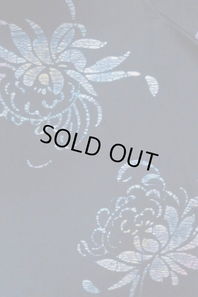 Photo4: O0624V Vintage Japanese kimono  Dark  Indigo Blue  Pour Dyed Yukata for women /  Cotton.  Chrysanthemum   (Grade B) (4)