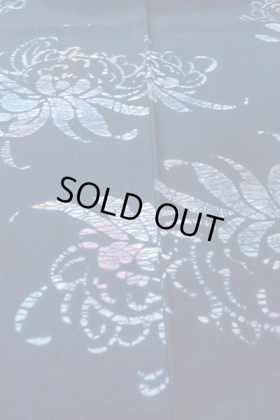 Photo9: O0624V Vintage Japanese kimono  Dark  Indigo Blue  Pour Dyed Yukata for women /  Cotton.  Chrysanthemum   (Grade B) (9)