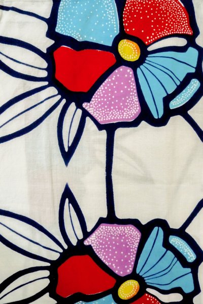 Photo4: O0624Y Vintage Japanese kimono    White  YUKATA summer(made in Japan) for women /  Cotton.  Flower,   (Grade B) (4)