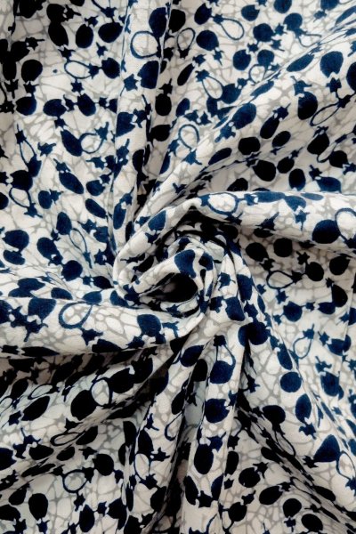 Photo11: O0624Z Vintage Japanese kimono    White  YUKATA summer(made in Japan) for women /  Cotton.  Broken ice pattern  Eggplant pattern  (Grade D) (11)