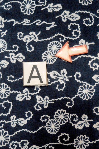 Photo14: O0625A Vintage Japanese kimono  Dark Indigo Blue YUKATA summer(made in Japan) for women / Cotton/hemp Chrysanthemum,   (Grade C) (14)