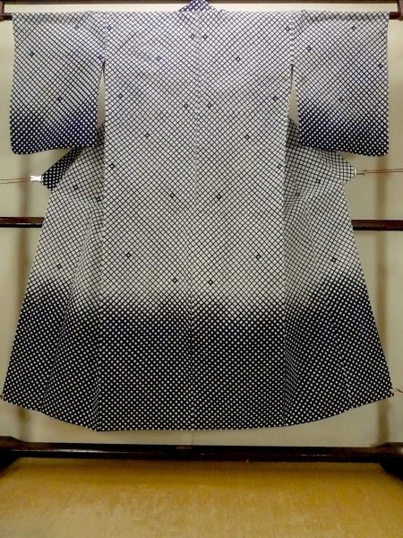 Photo1: O0625C Vintage Japanese kimono  Dark Indigo Blue YUKATA summer(made in Japan) for women / Cotton/hemp Plaid Checks   (Grade C) (1)