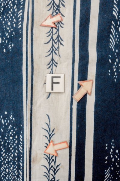 Photo19: O0625D Antique Japanese kimono   Indigo Blue YUKATA summer(made in Japan) for women / Cotton/hemp Tall grass,   (Grade C) (19)