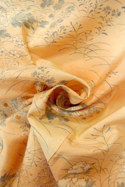 Photo11: O0711A Used Japanese kimono  Pale Orange TSUMUGI pongee for women / Silk. Peony,   (Grade B) (11)