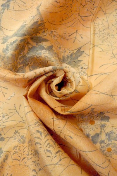 Photo12: O0711A Used Japanese kimono  Pale Orange TSUMUGI pongee for women / Silk. Peony,   (Grade B) (12)