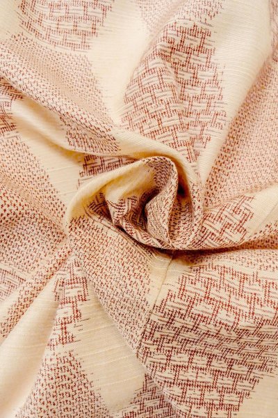 Photo11: O0711B Vintage Japanese kimono   Off White TSUMUGI pongee for women / Silk. Geometrical pattern,   (Grade B) (11)