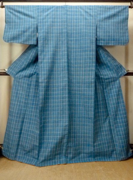 Photo1: O0711I Used Japanese kimono  Grayish Light Blue TSUMUGI pongee for women / Silk. Plaid Checks   (Grade B) (1)