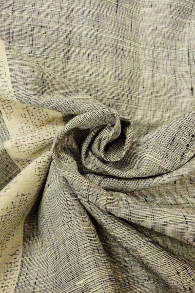 Photo12: O0711J Vintage Japanese kimono  Light Gray TSUMUGI pongee for women / Silk. Lozenges,   (Grade C) (12)