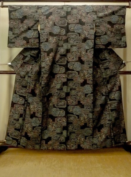 Photo1: O0711M Used Japanese kimono   Black TSUMUGI pongee for women / Silk. Flower,   (Grade B) (1)