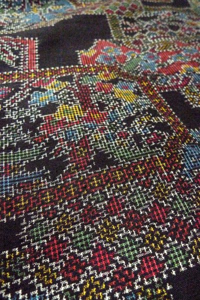 Photo10: O0711M Used Japanese kimono   Black TSUMUGI pongee for women / Silk. Flower,   (Grade B) (10)